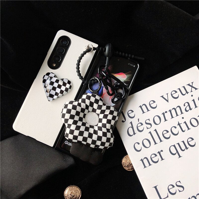Retro Checkerboard Pattern Crystal Clear Heart PU Leather Phone Case For Samsung Galaxy Z Fold 4